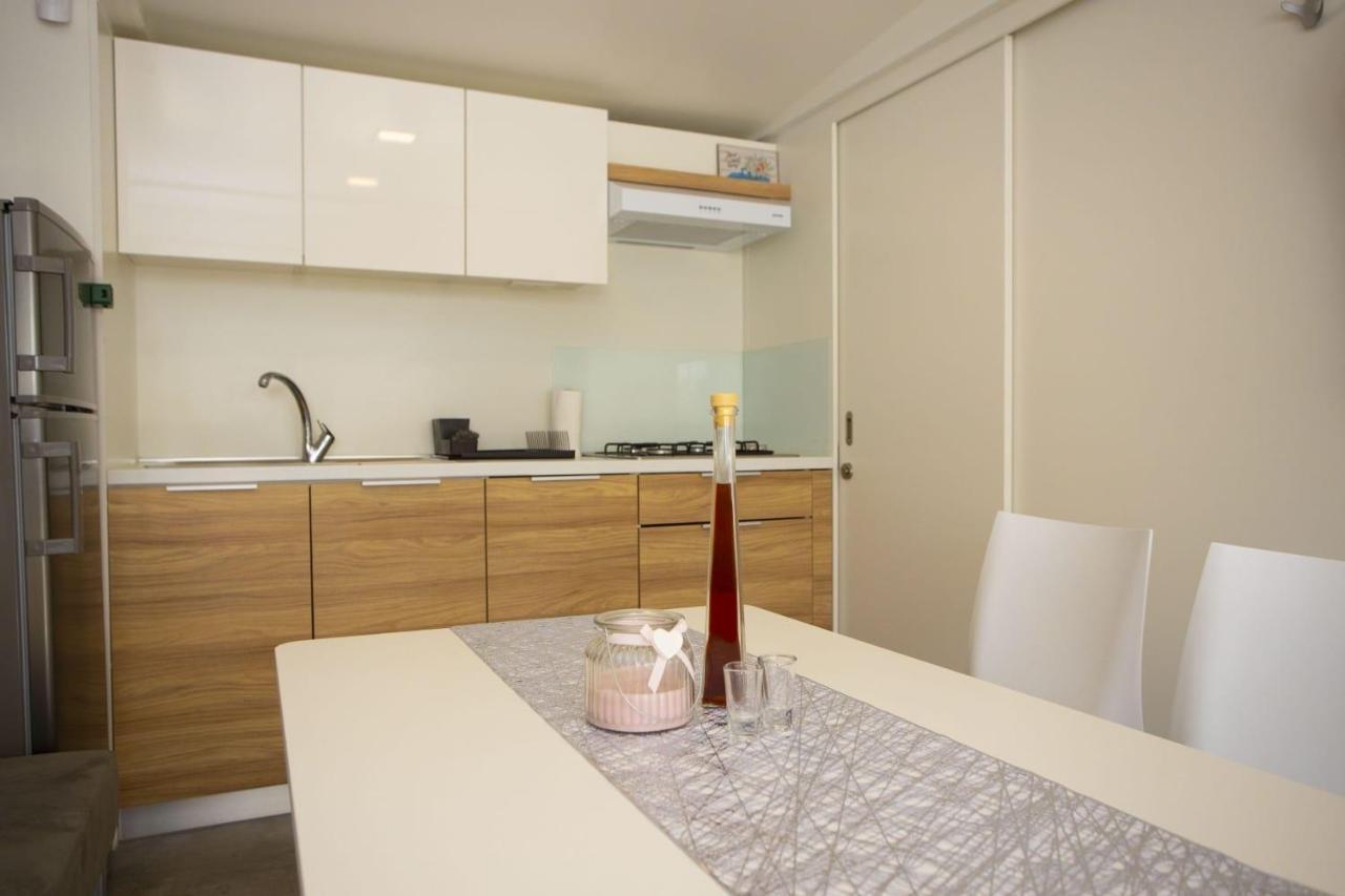 Oaza Mira Mobile Houses - Camp Basko Polje #Bestoffer Baška Voda Dış mekan fotoğraf